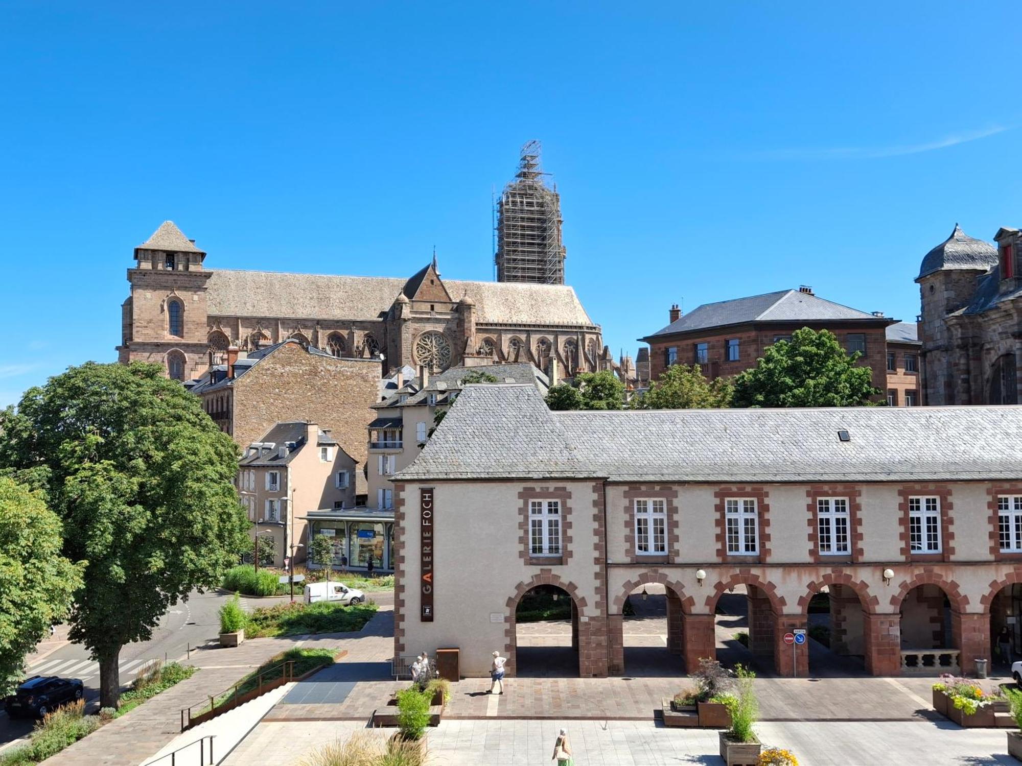 Hotel Tour Maje Rodez Exterior photo