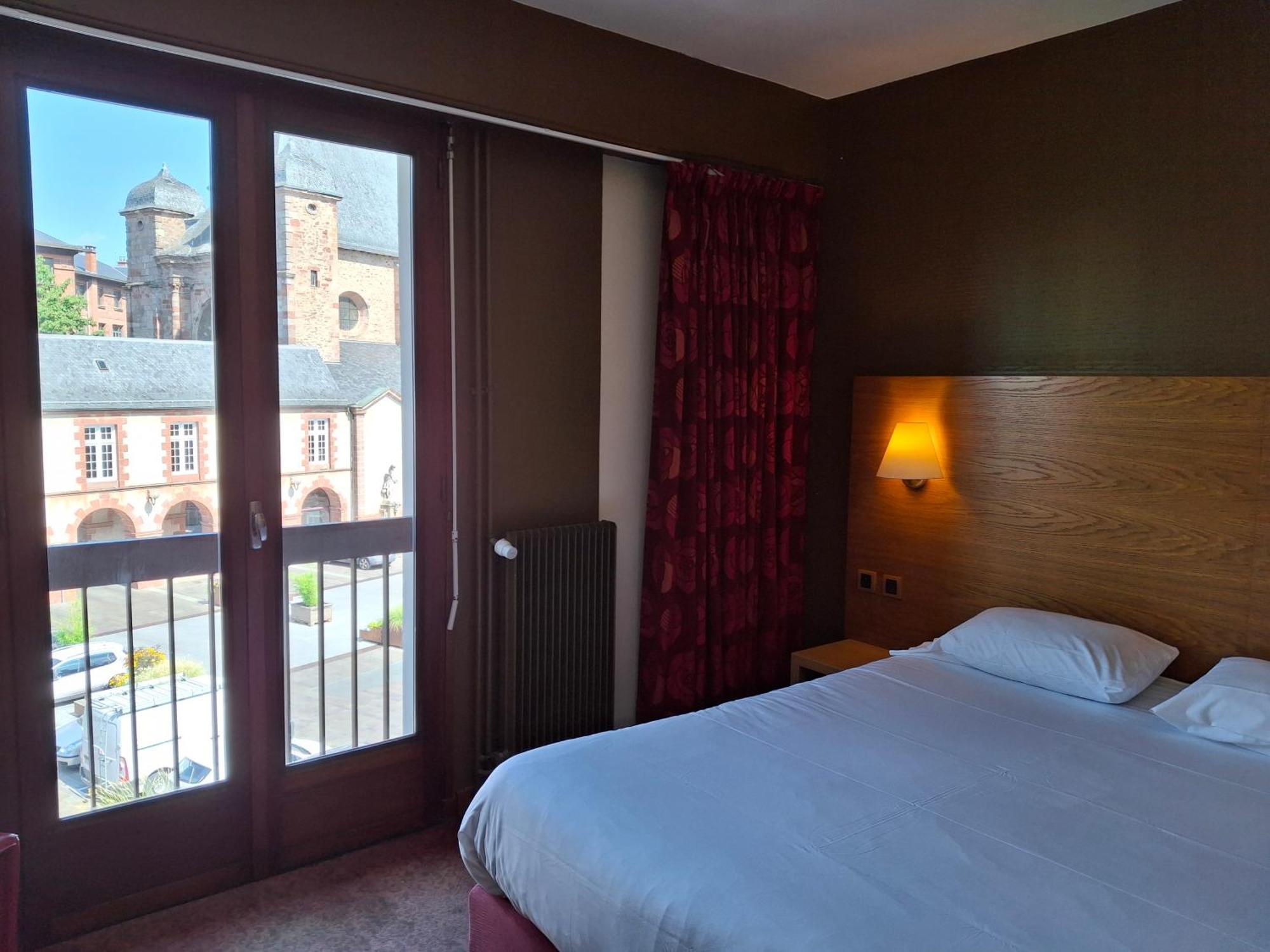 Hotel Tour Maje Rodez Exterior photo