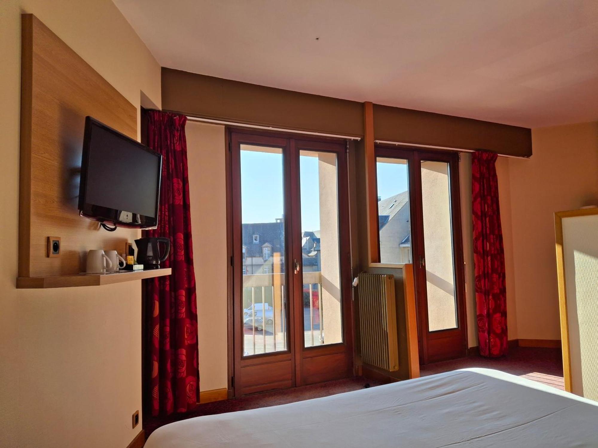 Hotel Tour Maje Rodez Exterior photo