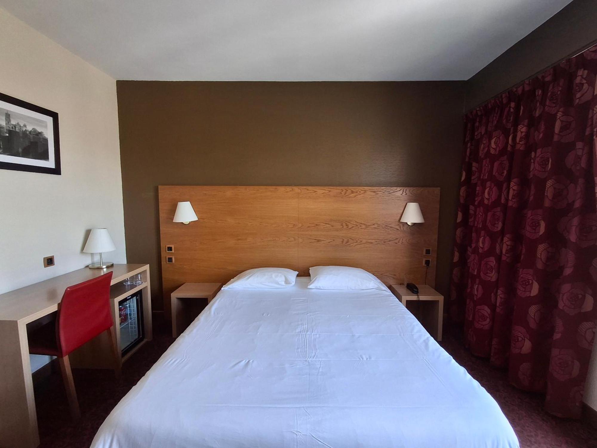 Hotel Tour Maje Rodez Exterior photo