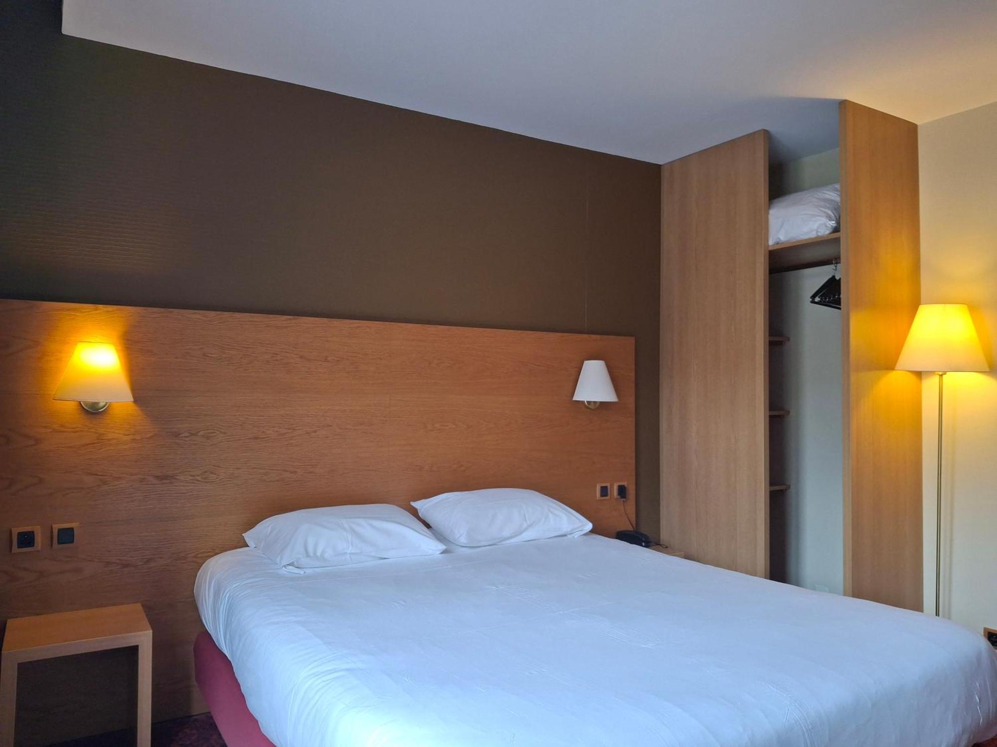 Hotel Tour Maje Rodez Exterior photo