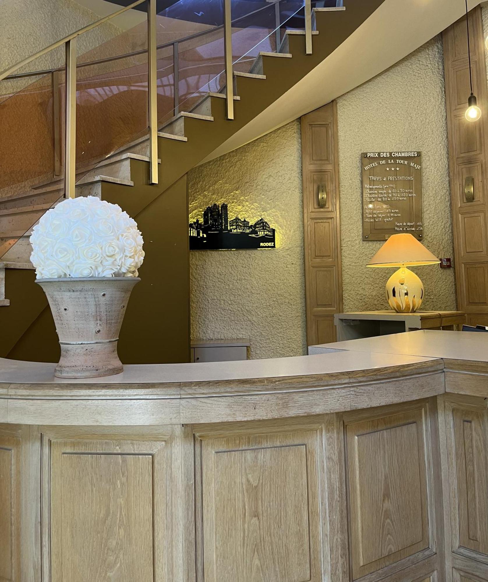 Hotel Tour Maje Rodez Exterior photo