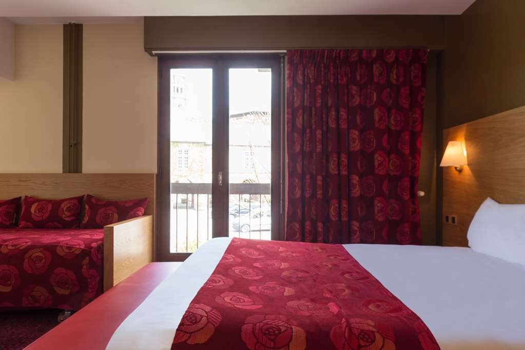 Hotel Tour Maje Rodez Room photo
